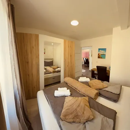 Вилла Neyra Пула