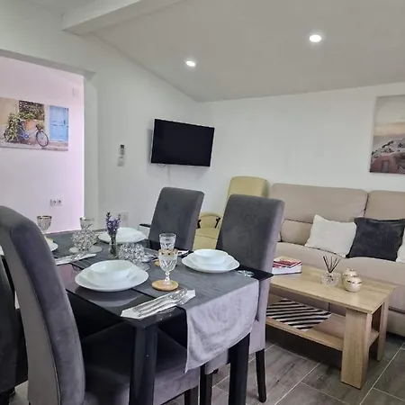 Neyra Villa