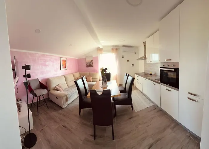 Βίλα Neyra Πούλα